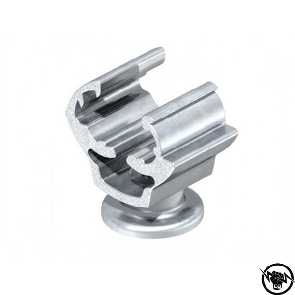 ДЪРЖАЧ-КЛИПС ЗА СТЕНА 30mm Ф8/10mm PVC OBO