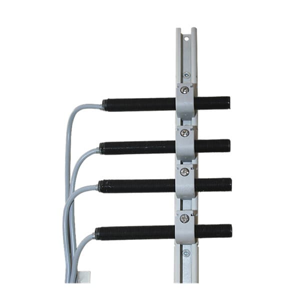 Капацитивен сензор - корпус от пластмаса (M18 x 70.0 mm), Обхват: 8 mm, изход PNP/NPN - програмируем, захранване 10 - 40 V DC, свръзване с кабел 2 m, раб. темп. от -30 до 85 °C, IP 67