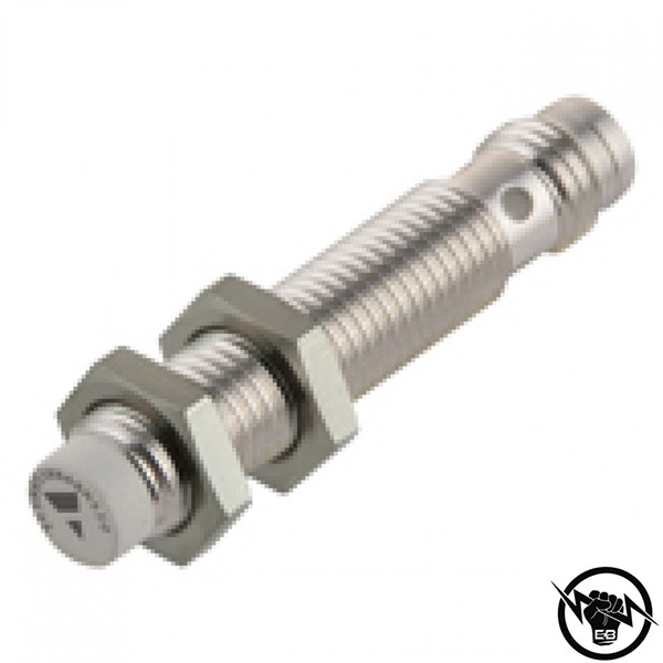 Индуктивен датчик - корпус от неръждаема стомана (M8 x 30 mm), Обхват: 4 mm, изход NPN - NO, захранване 10 - 36 V DC, свързване с кабел 2 m, раб. темп. от -25 до 80 °C, IP 67