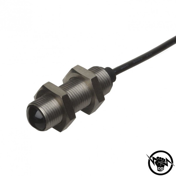 Фотоелектрически дифузен сензор - корпус от никелиран месинг (M18 x 83,5 mm), Обхват: 400 mm, изход SCR - NC, захранване 20 - 250 V AC, свръзване с конектор M12, раб. темп. от -20 до 60 °C, IP 67