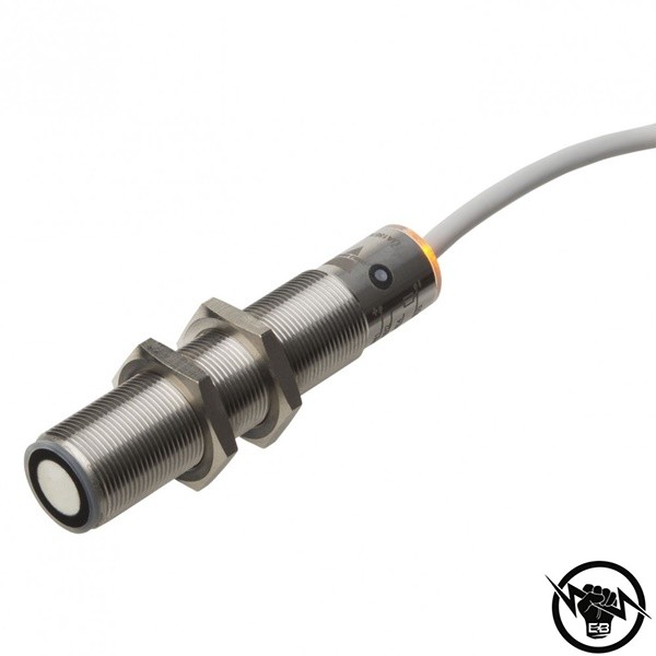 Ултразвуков сензор - корпус от неръждаема стомана (M18 x 91.7 mm), Обхват: 1.5 m, изход аналогов и PNP: 0…10 V DC, NO, NC, захранване 15 - 30 V DC, свръзване с конектор M12, раб. темп. от -20 до 60 °C, IP 67, функция за обучение