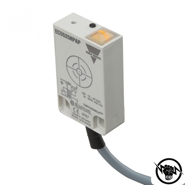 Капацитивен сензор - корпус от тефлон с резба от неръждаема стомана (M30 x 57.0 mm), Обхват: 10 mm, изход PNP - CO, захранване 10 - 40 V DC, свръзване с конектор M12, раб. темп. от -196 до 180 °C, IP 67