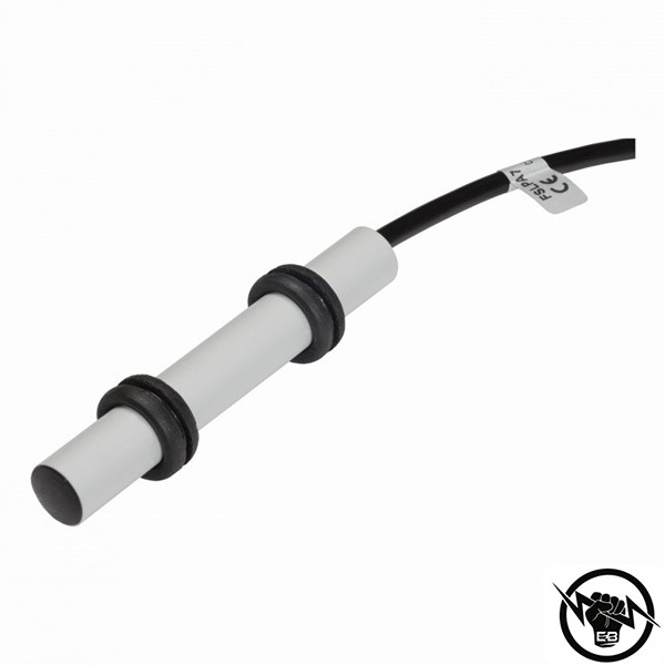 Магнитен сензор за близост - корпус от никелиран месинг (M12 x 75 mm), Обхват: 10 mm, NO контакт (0.05A), до 24 V DC, свръзване с кабел 2 m, раб. темп. от -25 до 75 °C, IP 67, с LED индикация