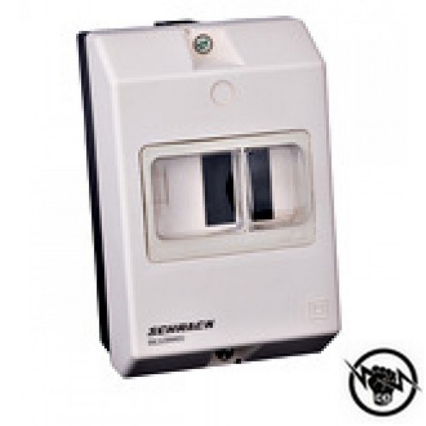 Пластмасова кутия за моторна защита BE2P, с ав. "Стоп" бутон